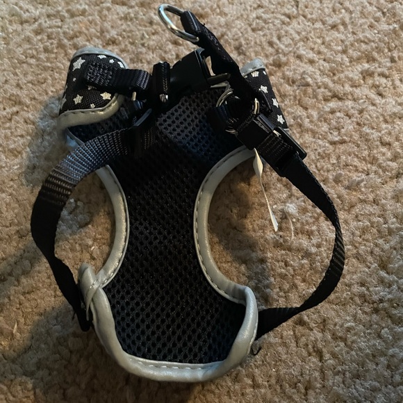 Star Patterned Silver Black Cat / Dog Harness - Picture 2 of 4